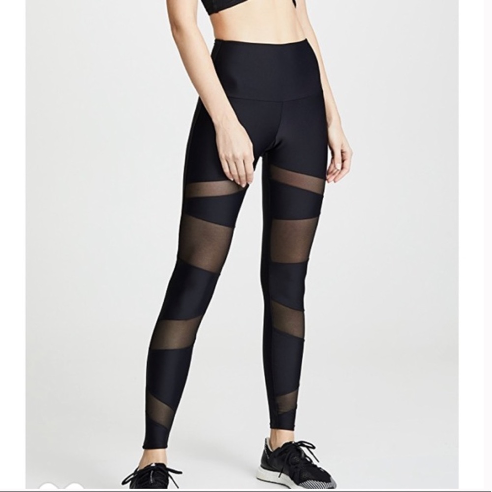 Onzie Black Bondage Snakeskin Mesh Panel Leggings size M/L